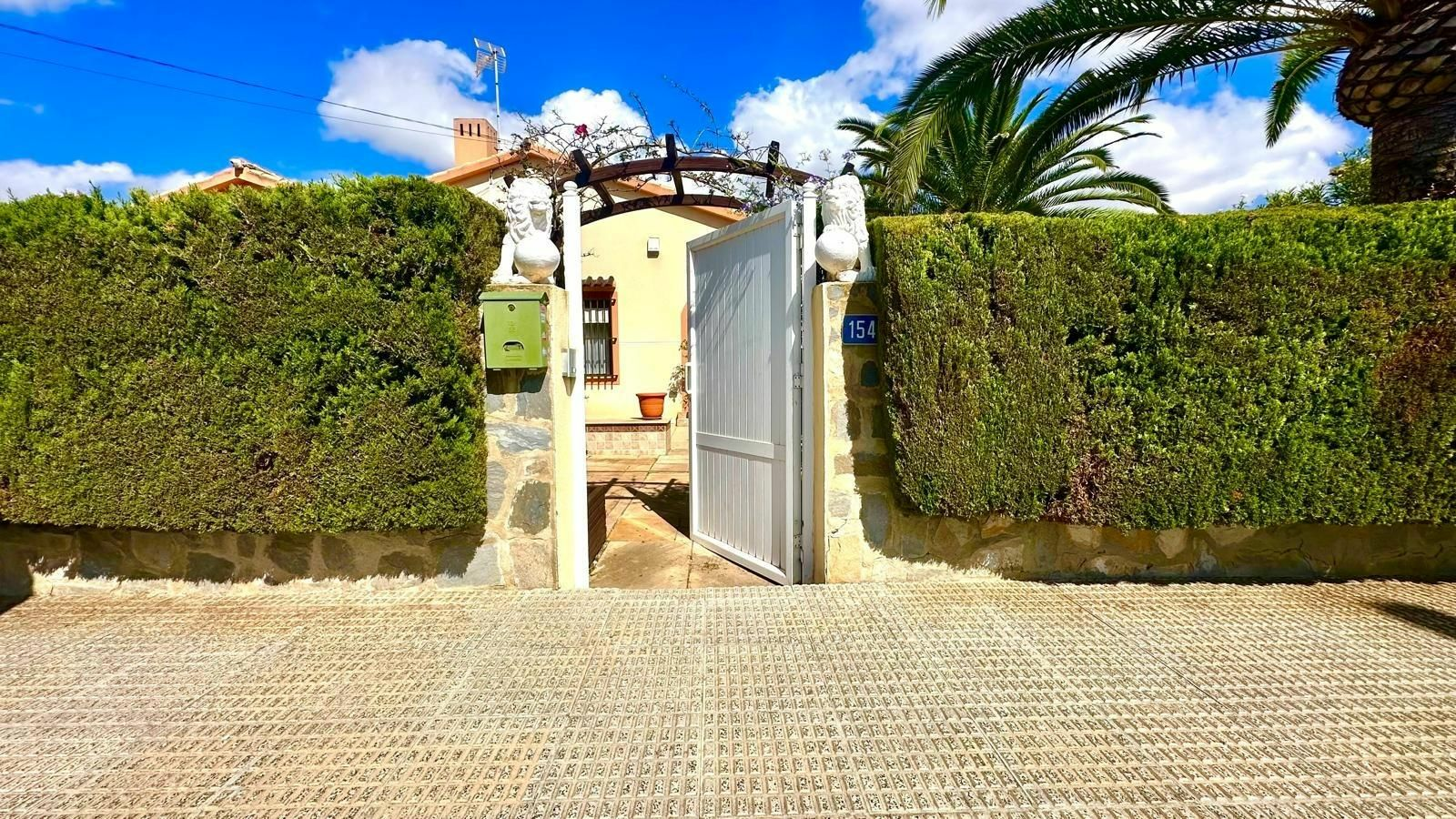 3-bedroom Villa In Cabo Roig, Spain (141 M²)