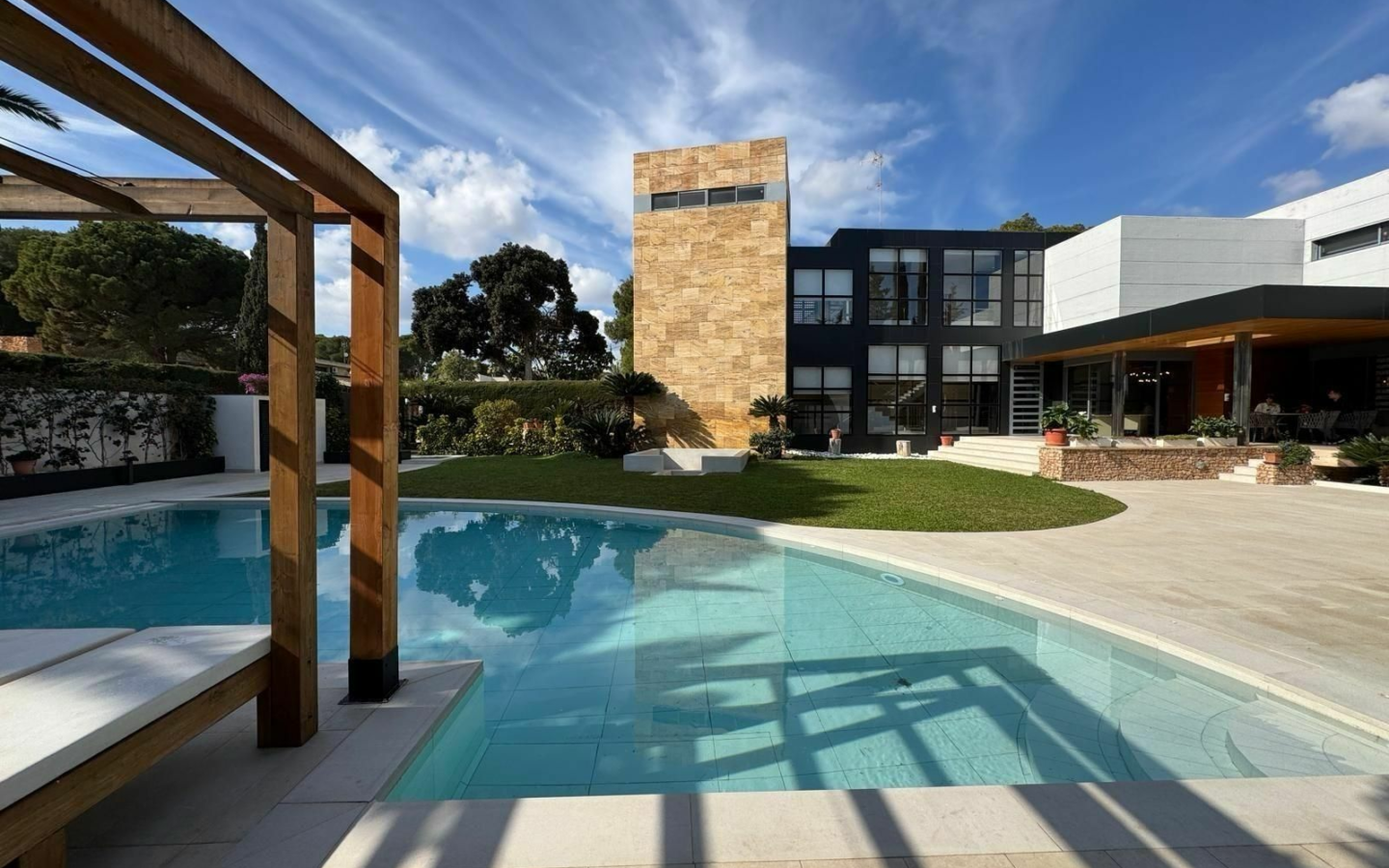 7-bedroom Villa In Orihuela Costa, Spain (1.059 M²)