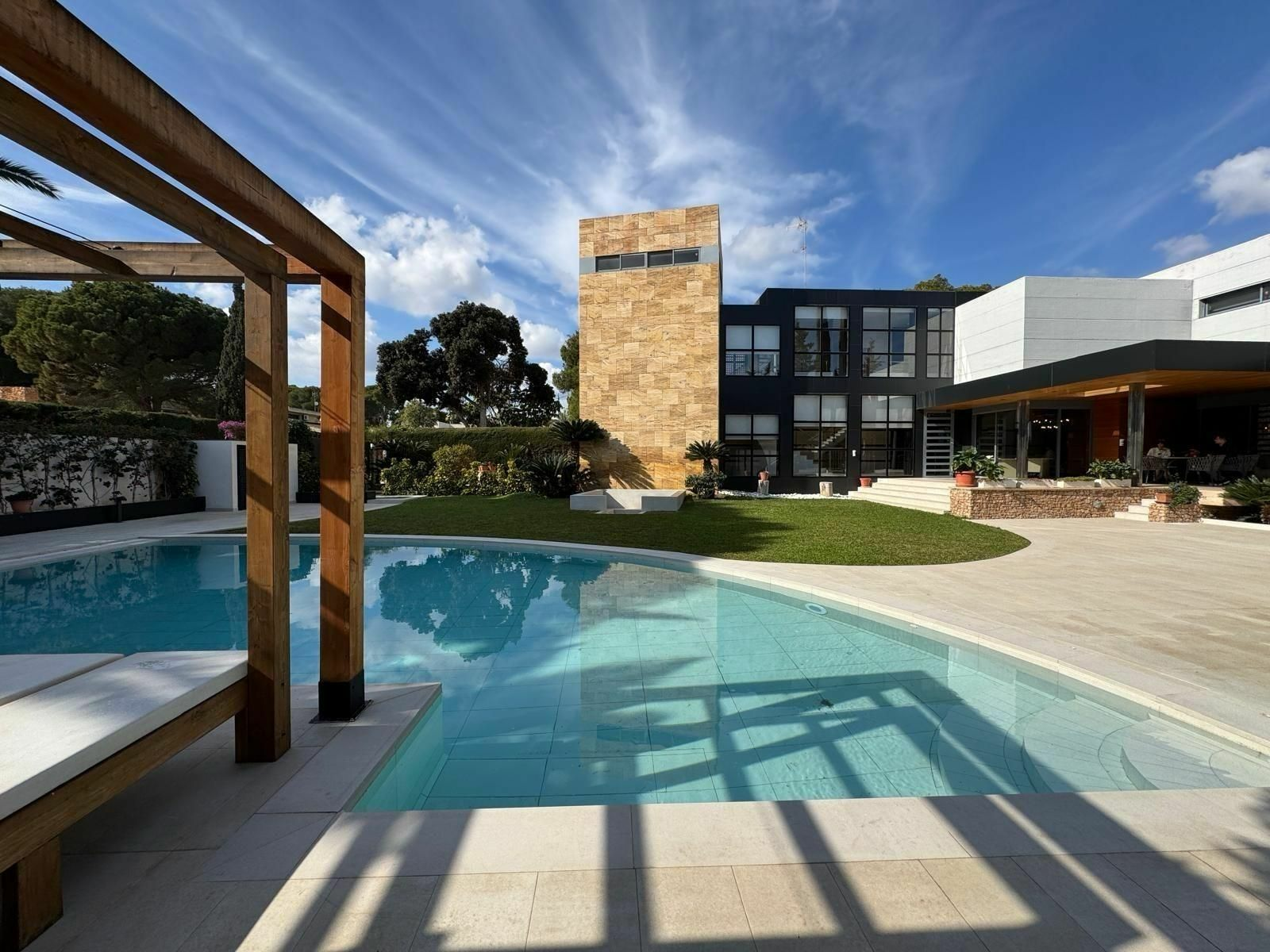 7-bedroom Villa In Orihuela Costa, Spain (1.059 M²)