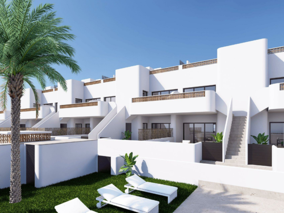 3-bedroom Bungalow In Dolores, Spain (76 M²)