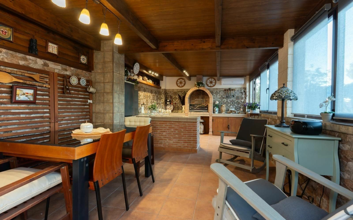 7-bedroom Villa In Torrevieja, Spain (312 M²)