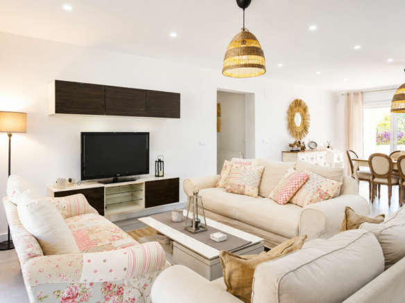 5-bedroom Villa In Jávea, Spain (390 M²)