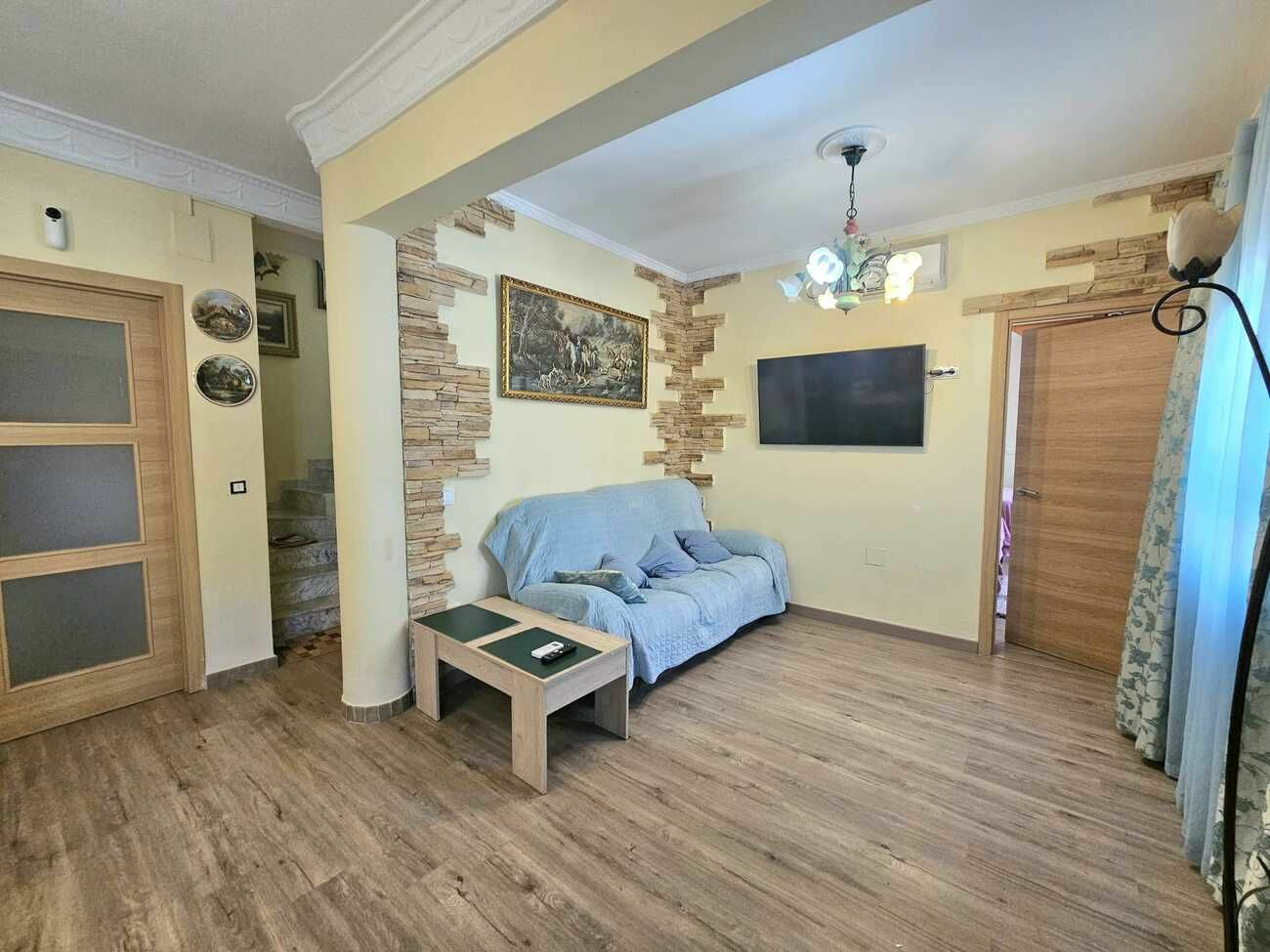 3-bedroom Villa In Torrevieja, Spain (74 M²)