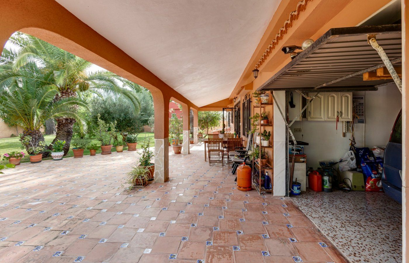 5-bedroom Villa In Torrevieja, Spain (568 M²)
