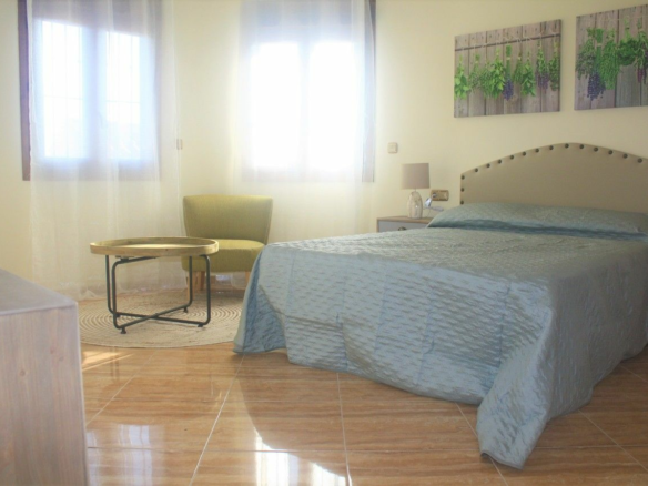 3-bedroom Villa In Torrevieja, Spain (315 M²)