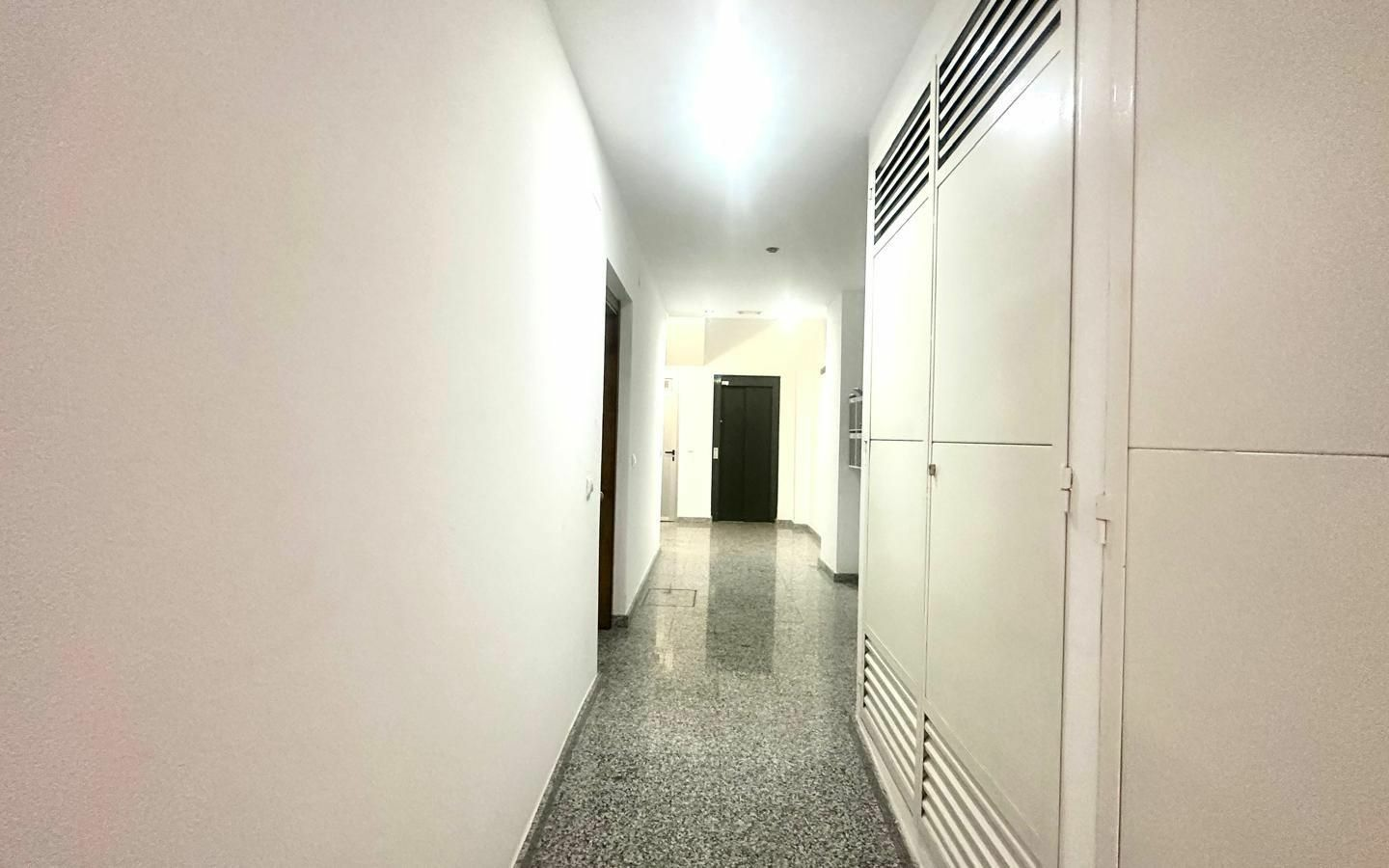 2-bedroom Apartment In Torrevieja, Spain (78 M²)