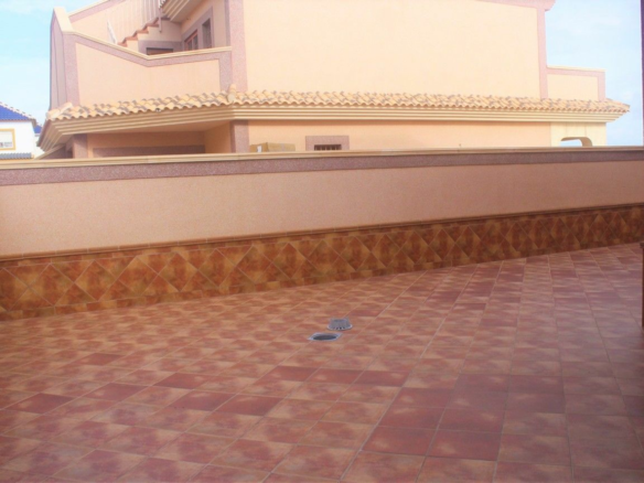 3-bedroom House In Torrevieja, Spain (225 M²)