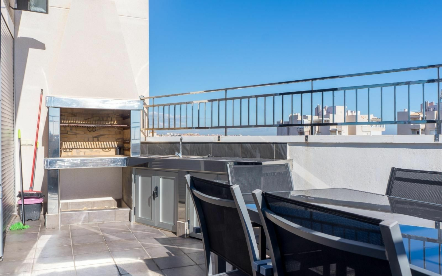 3-bedroom Apartment In Torrevieja, Spain (205 M²)