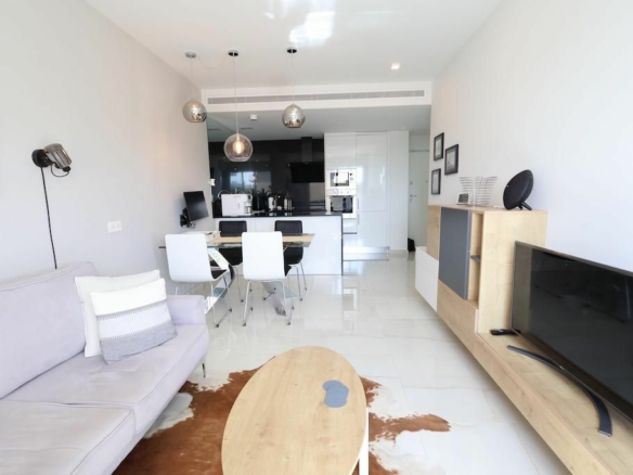 2-bedroom Apartment In Orihuela Costa, Spain (113 M²)