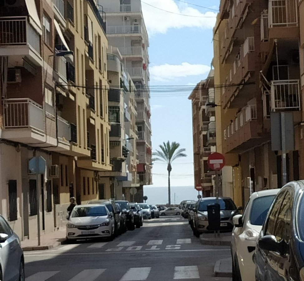 2-bedroom Apartment In Torrevieja, Spain (88 M²)