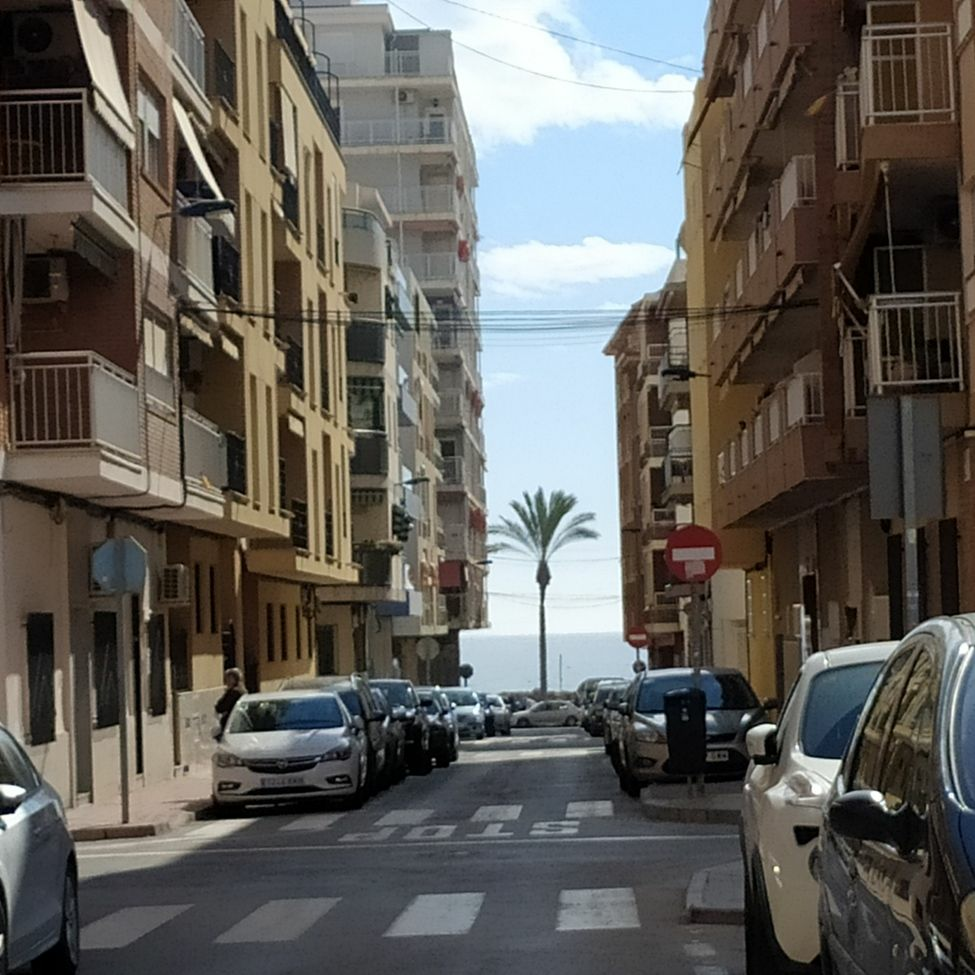 2-bedroom Apartment In Torrevieja, Spain (88 M²)