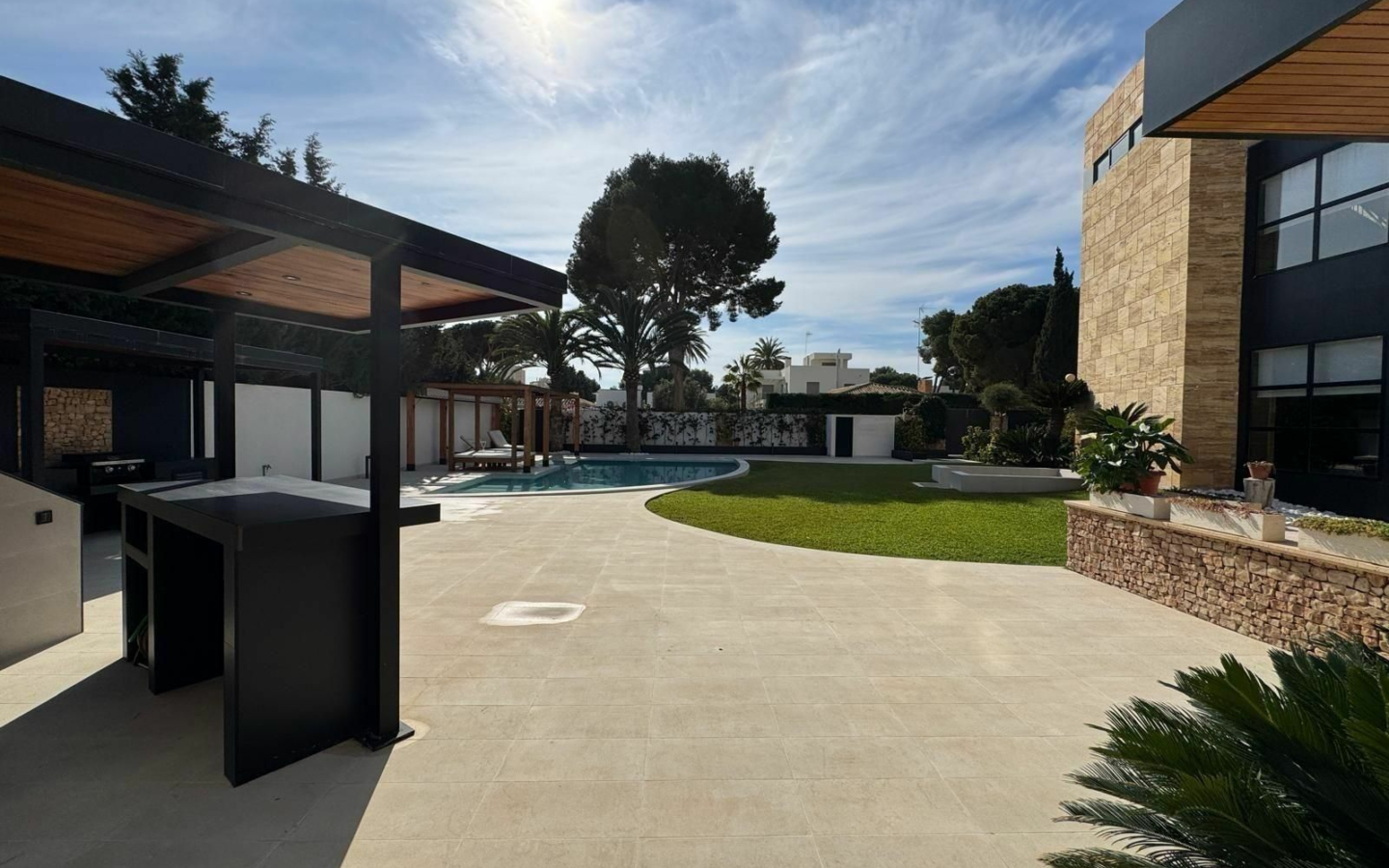 7-bedroom Villa In Orihuela Costa, Spain (1.059 M²)