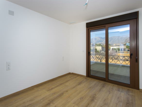 3-bedroom Country Land In Hondon De Las Nieves, Spain (120 M²)