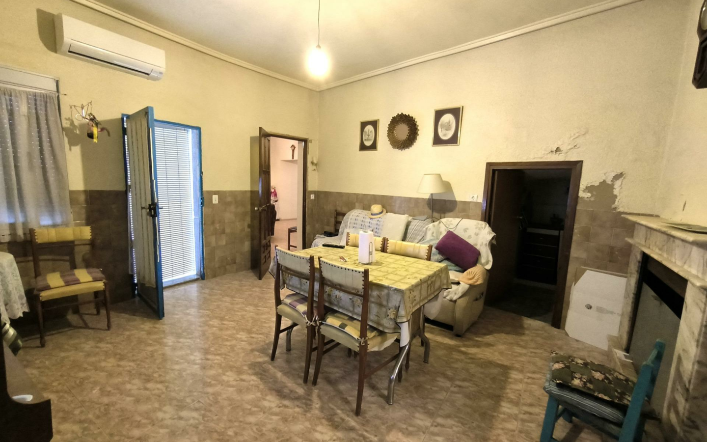 Village House In Algueña