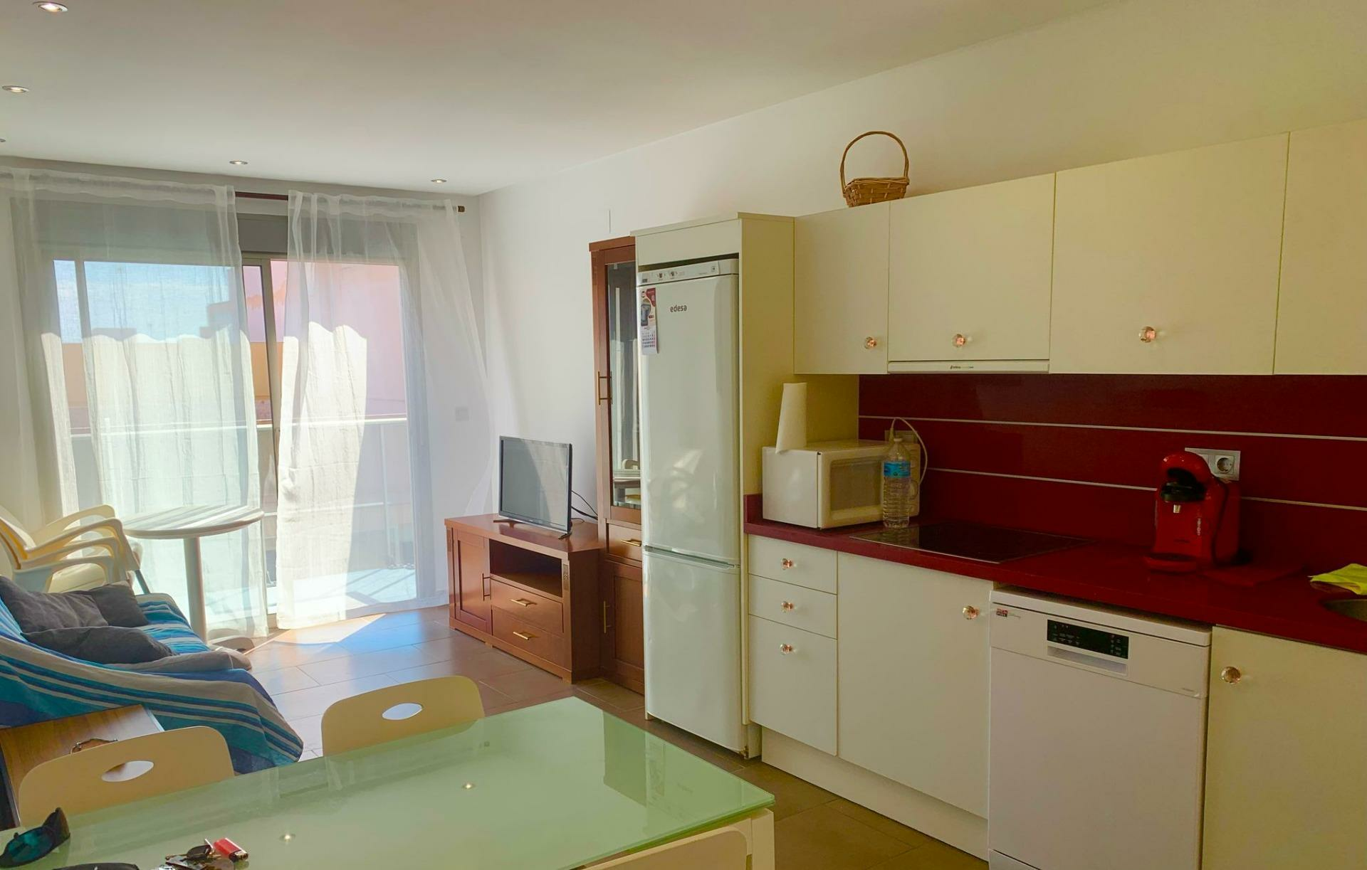 2-bedroom Apartment In Guardamar Del Segura, Spain (67 M²)