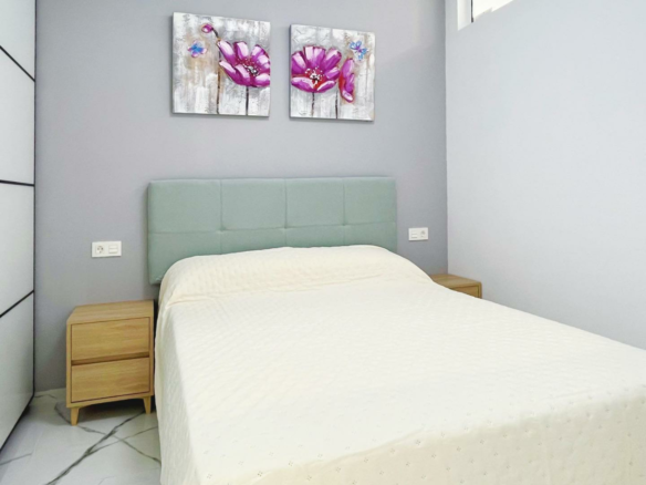 2-bedroom Apartment In Torrevieja, Spain (90 M²)