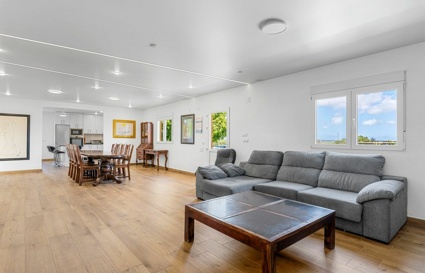 6-bedroom Villa In Los Montesinos, Spain (340 M²)