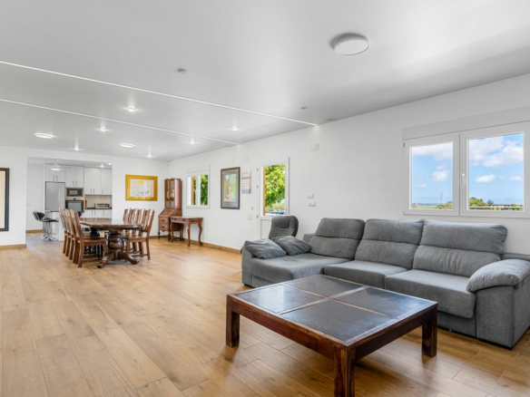 6-bedroom Villa In Los Montesinos, Spain (340 M²)