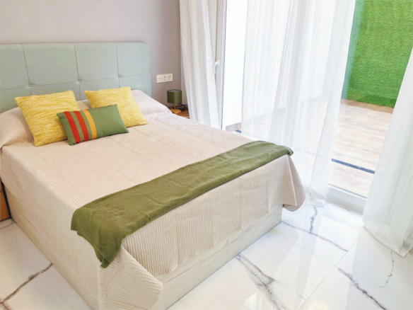 2-bedroom Apartment In Torrevieja, Spain (90 M²)