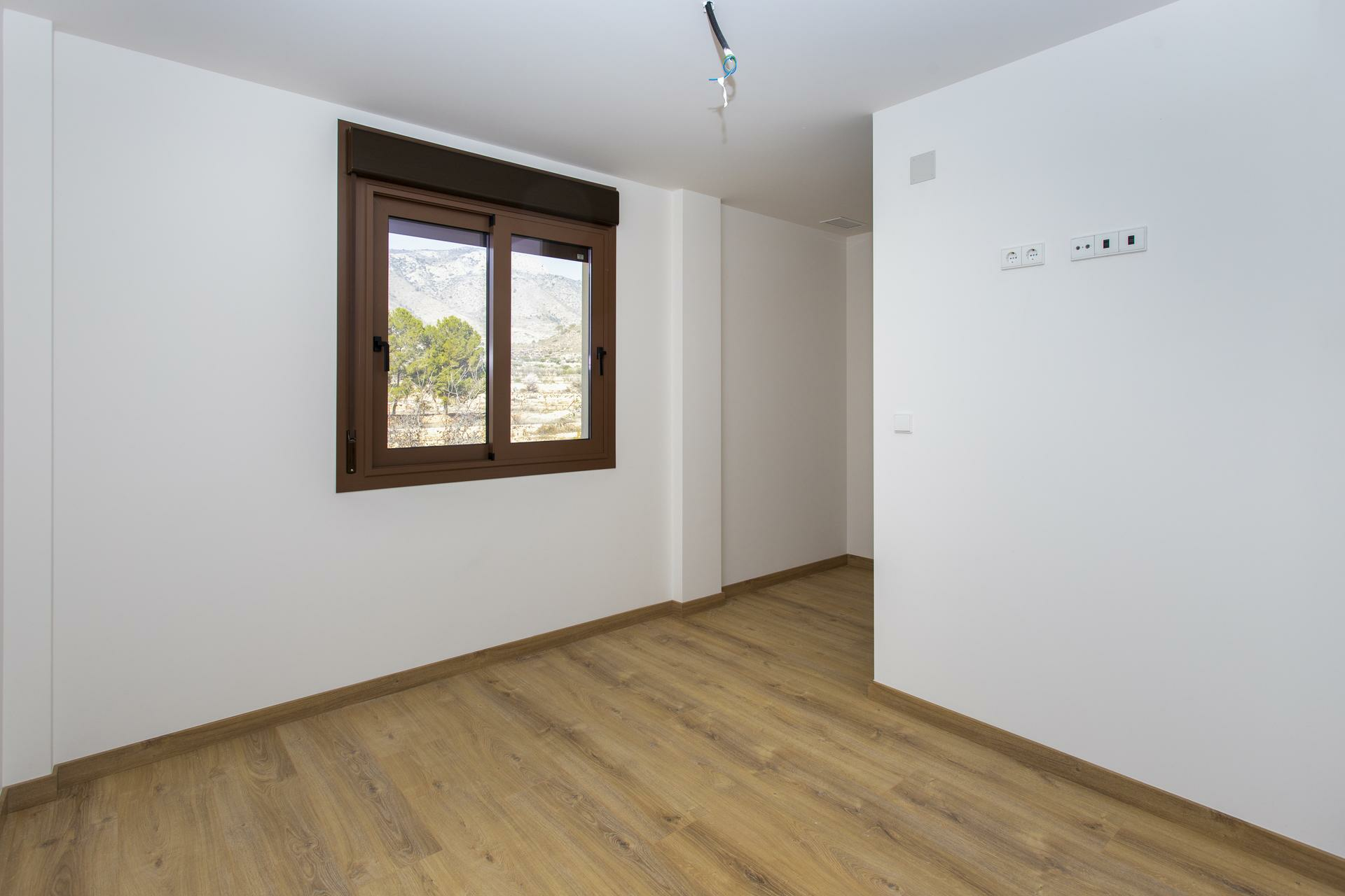 3-bedroom Country Land In Hondon De Las Nieves, Spain (120 M²)