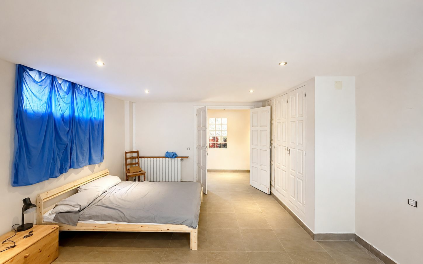 4-bedroom Villa In Spain (260 M²)