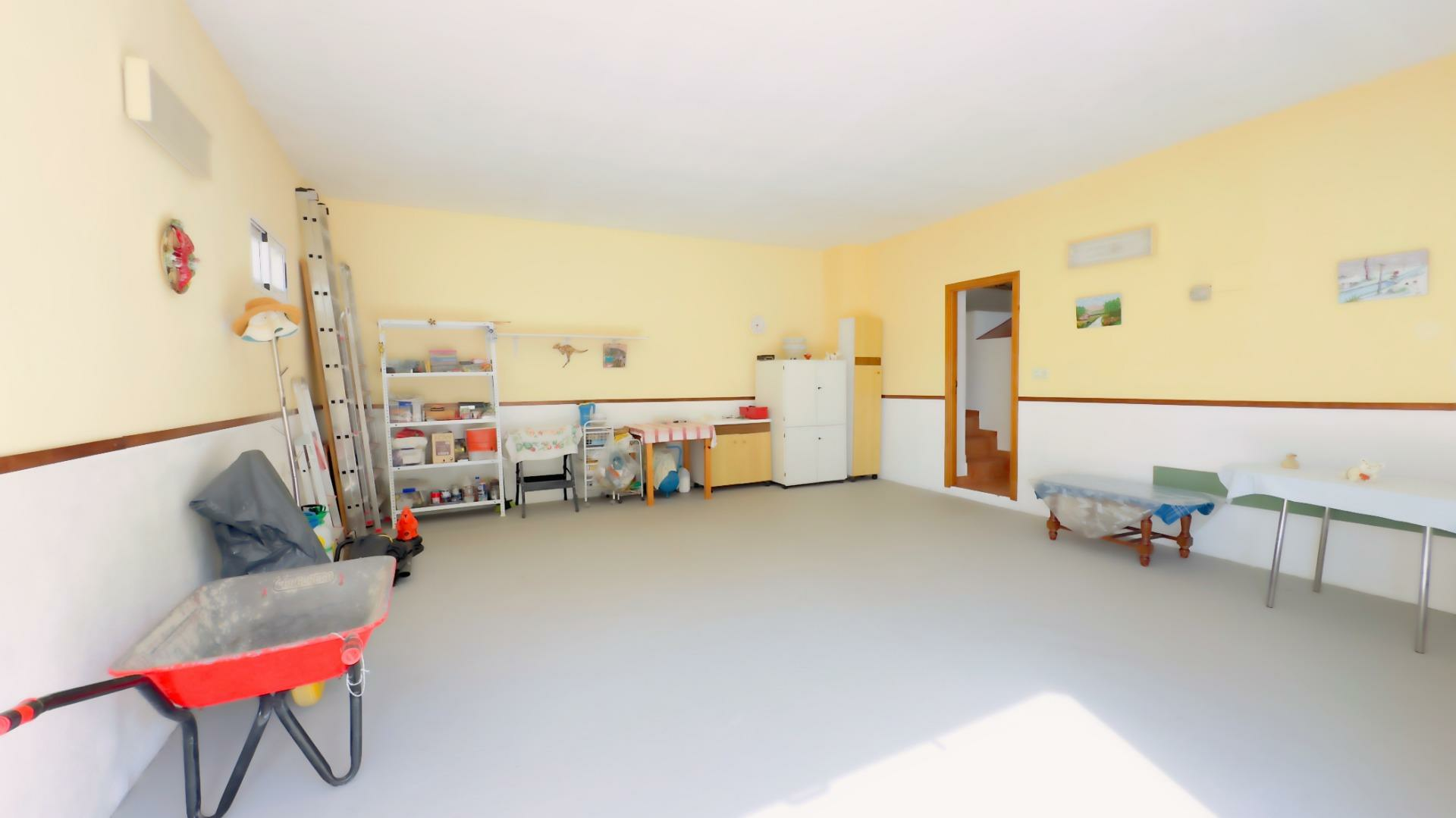 4-bedroom Villa In La Nucía, Spain (320 M²)