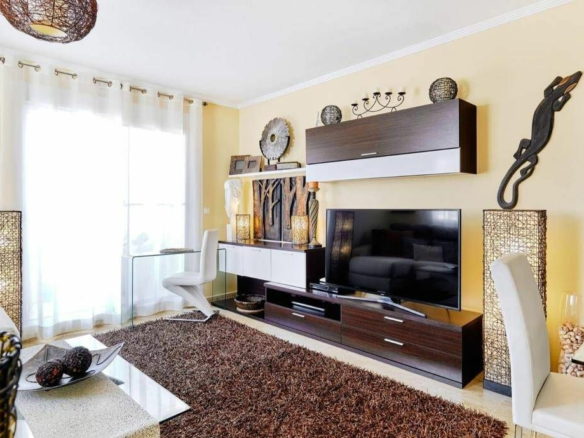 3-bedroom Apartment In Orihuela Costa, Spain (100 M²)