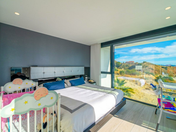 4-bedroom Terraced House In Finestrat, Spain (570 M²)