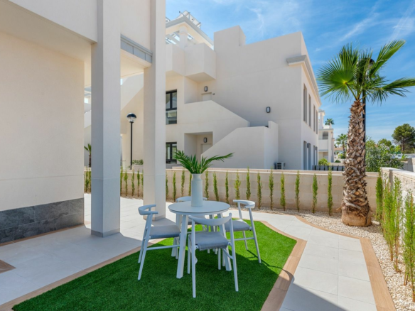 3-bedroom Apartment In Rojales, Spain (107 M²)
