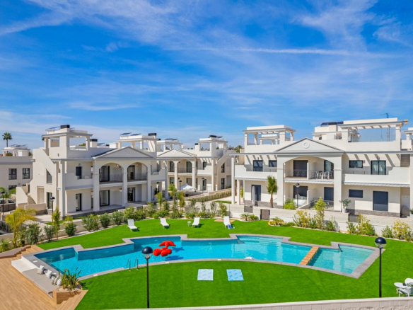 3-bedroom Apartment In Rojales, Spain (107 M²)