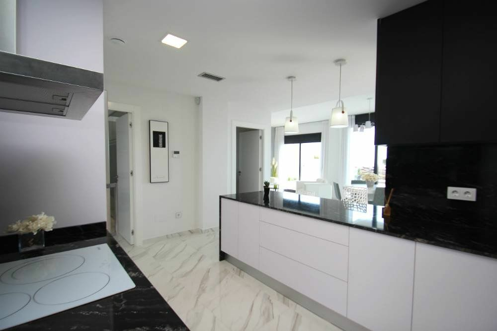 4-bedroom Villa In San Miguel De Salinas, Spain (197 M²)