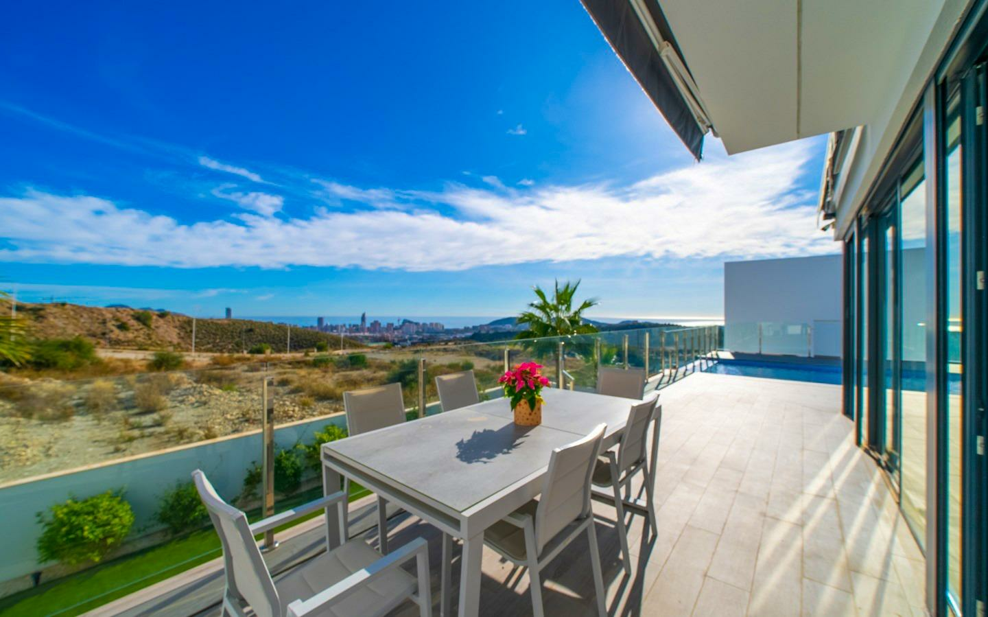 4-bedroom Terraced House In Finestrat, Spain (570 M²)