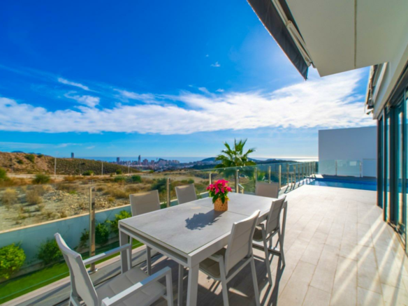 4-bedroom Terraced House In Finestrat, Spain (570 M²)
