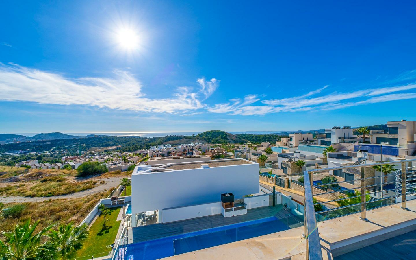 4-bedroom Terraced House In Finestrat, Spain (570 M²)