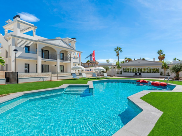 3-bedroom Apartment In Rojales, Spain (107 M²)