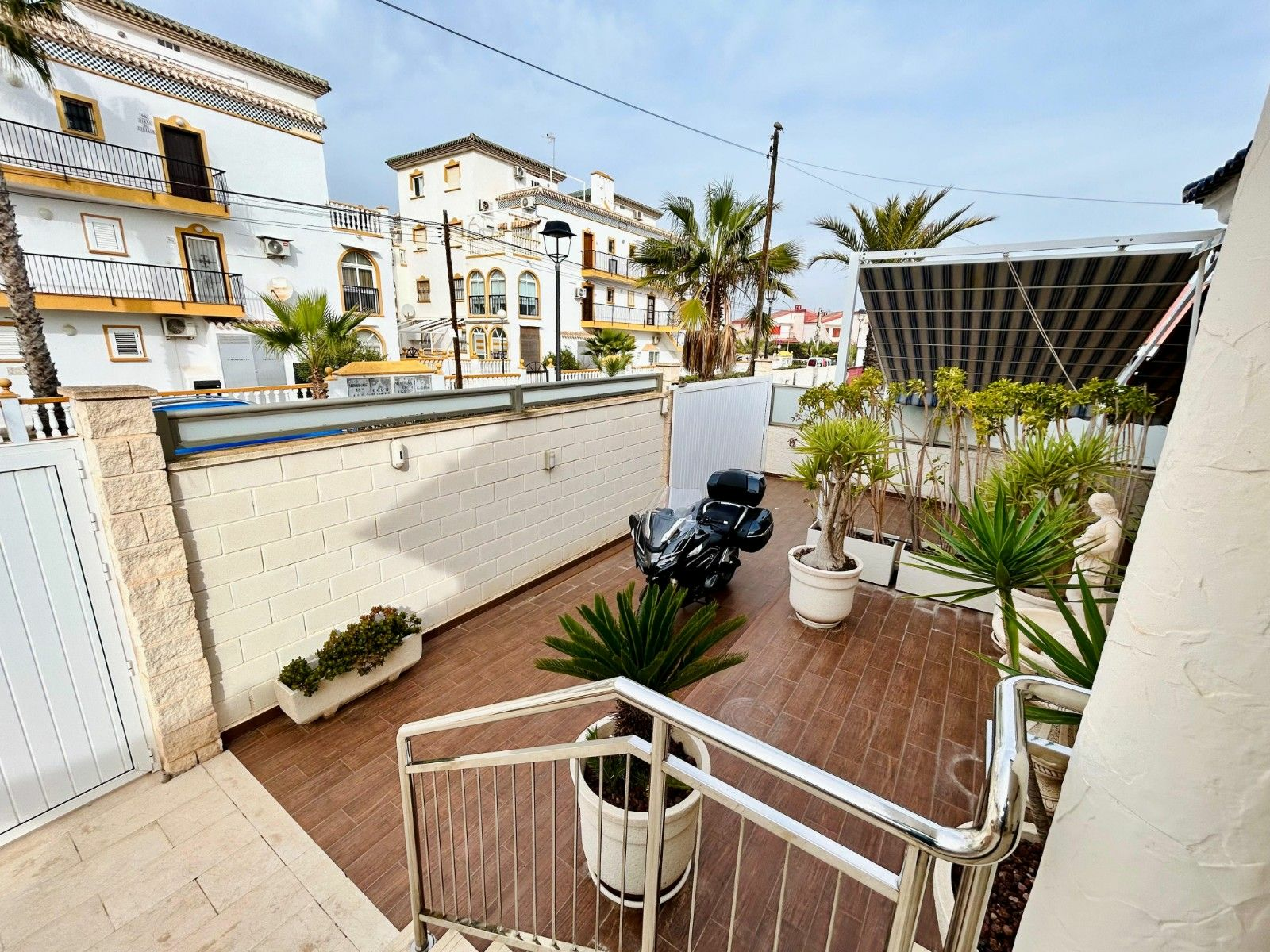3-5-cff36b 5-bedroom Villa In Torrevieja, Spain (469 M²)