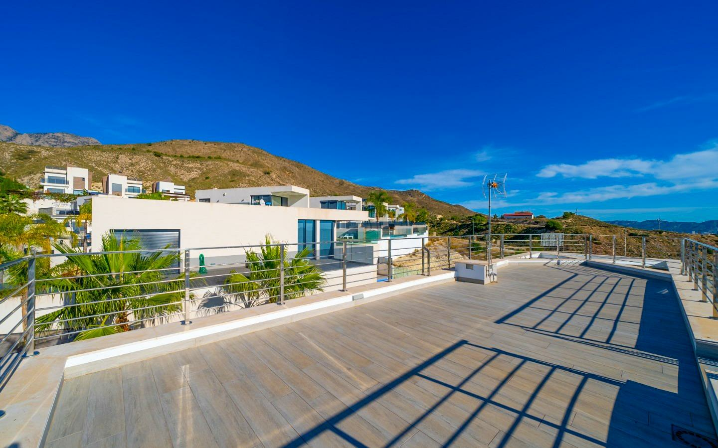 4-bedroom Terraced House In Finestrat, Spain (570 M²)