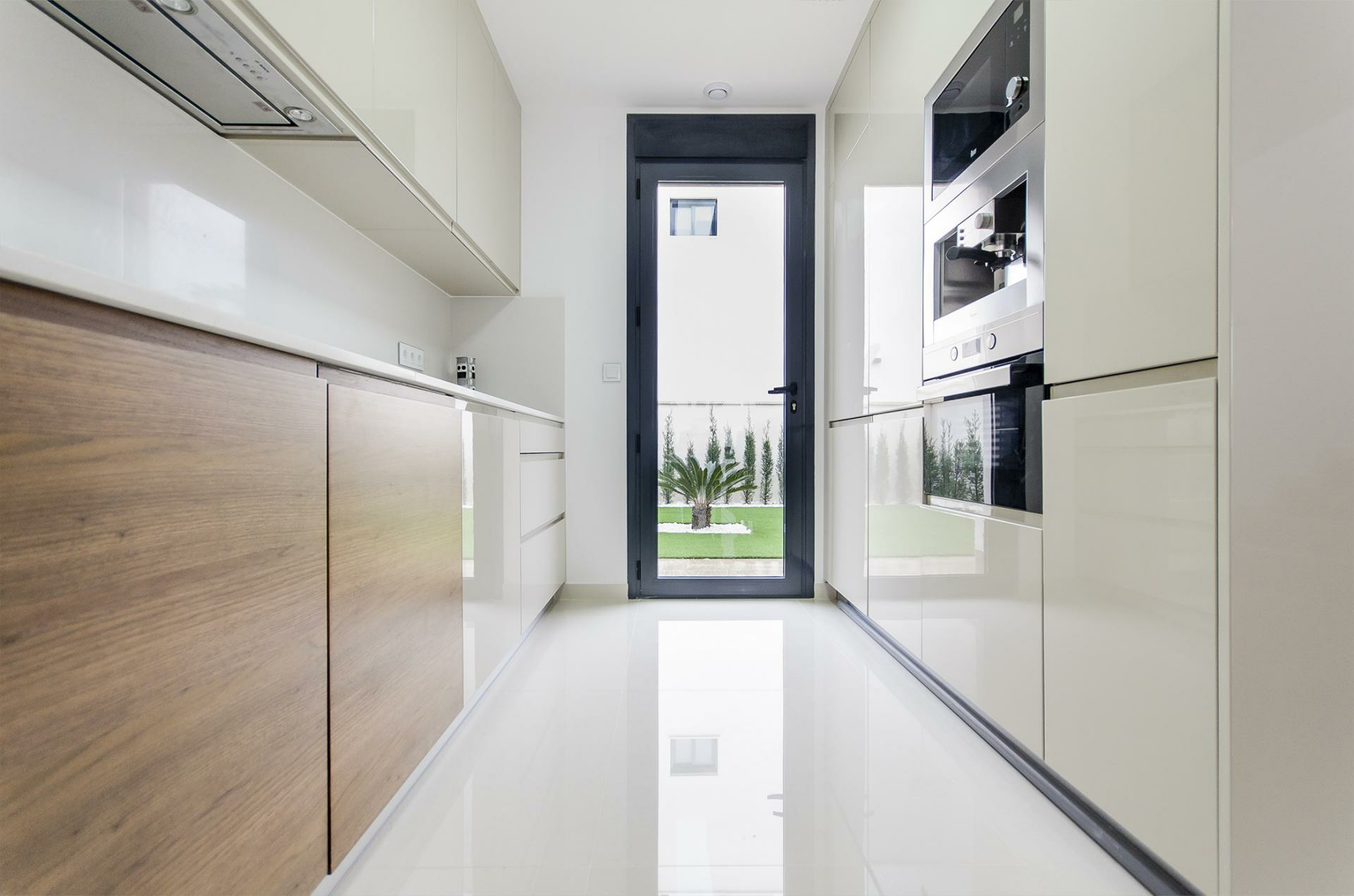 4-bedroom Villa In San Miguel De Salinas, Spain (197 M²)