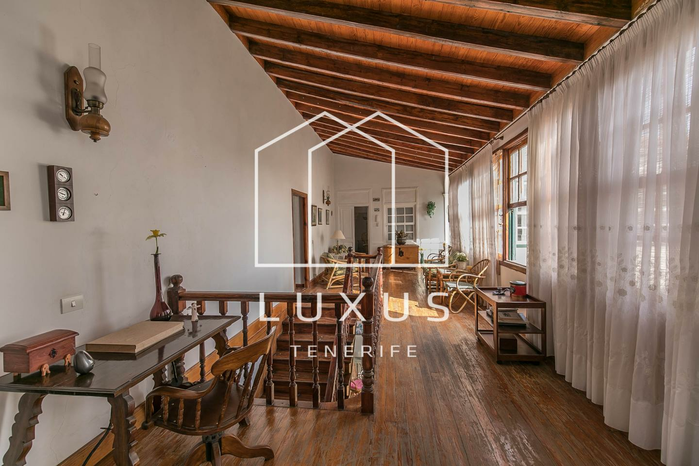 6-bedroom Villa In Tacoronte, Spain (734 M²)