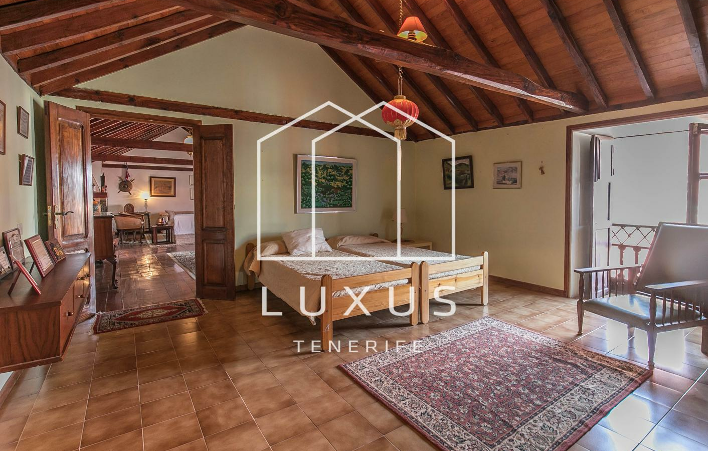 6-bedroom Villa In Tacoronte, Spain (734 M²)