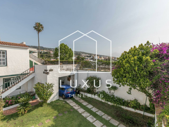 6-bedroom Villa In Tacoronte, Spain (734 M²)