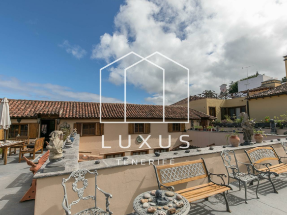 6-bedroom Villa In Icod De Los Vinos, Spain (900 M²)