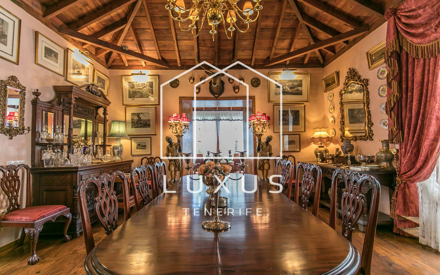 6-bedroom Villa In Icod De Los Vinos, Spain (900 M²)