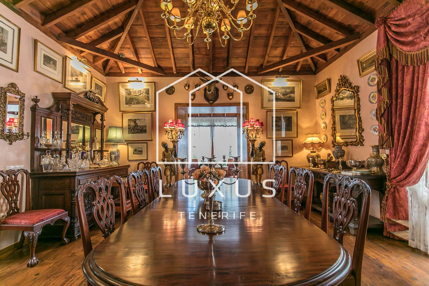3694249-6d1f5fff-f33c32 6-bedroom Villa In Icod De Los Vinos, Spain (900 M²)