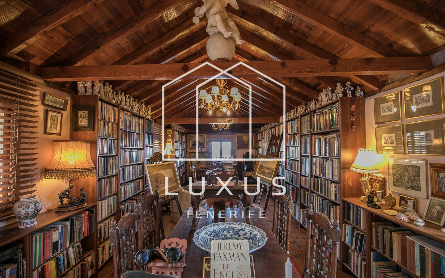6-bedroom Villa In Icod De Los Vinos, Spain (900 M²)