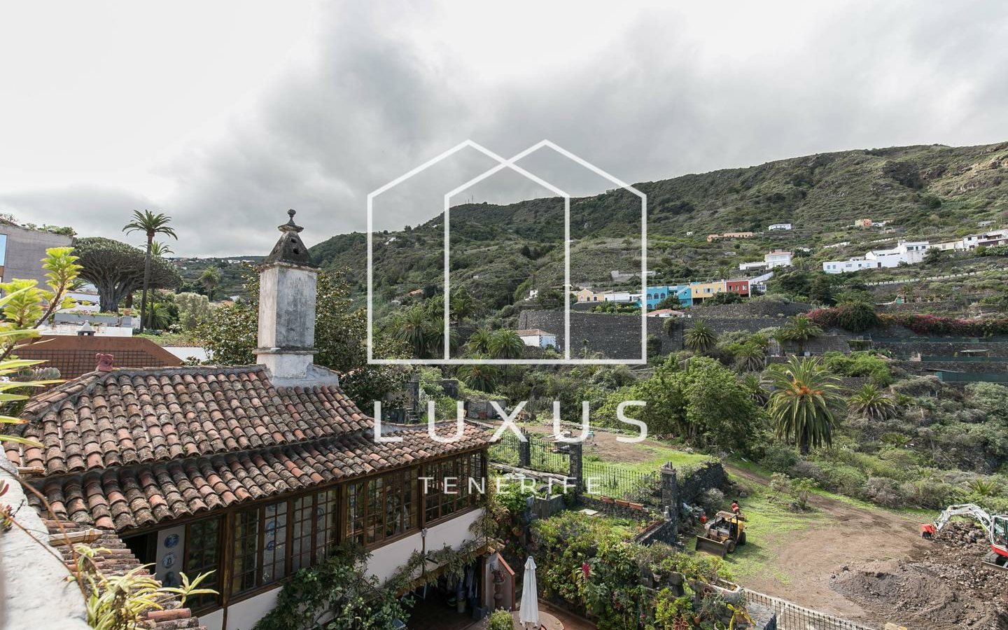6-bedroom Villa In Icod De Los Vinos, Spain (900 M²)