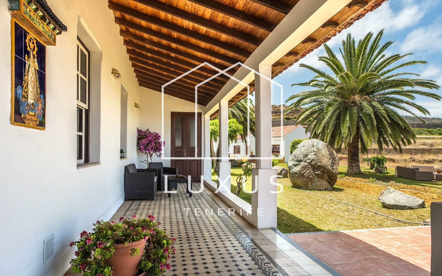 14-bedroom Villa In La Guancha, Spain (934 M²)
