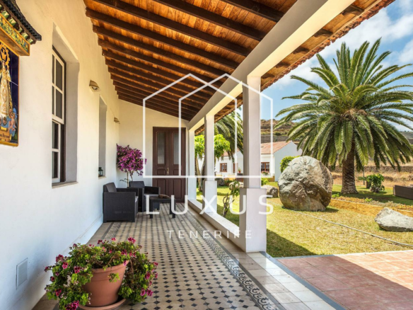 14-bedroom Villa In La Guancha, Spain (934 M²)