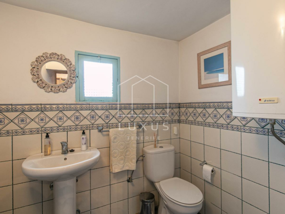 4-bedroom Villa In Tacoronte, Spain (323 M²)