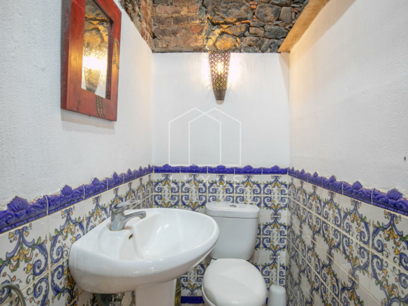 4-bedroom Villa In Tacoronte, Spain (323 M²)